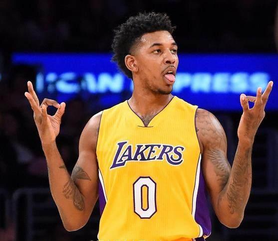 这既能稳住 这既能稳住